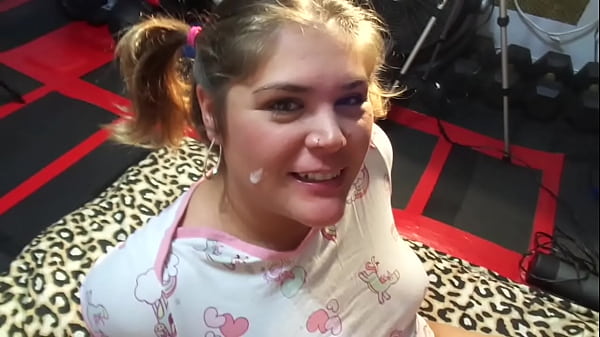 Maxxx Loadz Amateur Pornstar Rae Roxoff First Ever Facial on Maxxx Loadz Amateur Hardcore Videos