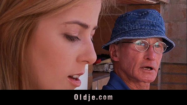 Abigail Johnson gets banged by young blonde teen patient