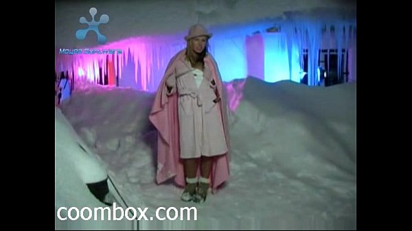 Blonde teen Snow Teen masturbates with dildo alone