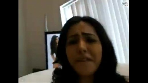 Big-Beast's Jacksonville Latina webcam girl Mia gets horny and masturbates with a dildo