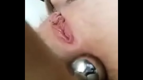 Redhead Gamergirlroxy anal and pussy fucked with toys