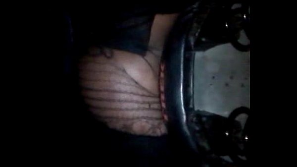 Tonelok20 shows her ass on the bike path next to her apartment