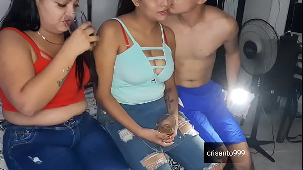 LatingirlGabriela and Mayra Celebrate Christmas with MILFLATINANDESTEFI in a Naughty Navidad Party