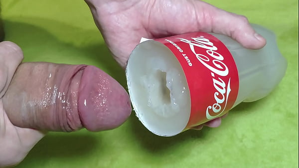 Babe Flows' Free Homemade Pussy Making Tutorial Without Spending Money