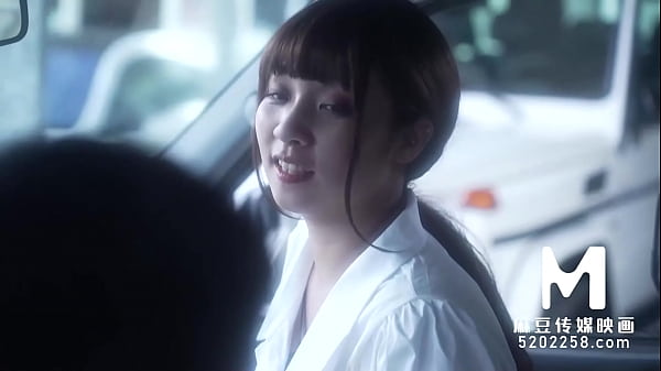 Mo Xi Ci Slutty Blowjob Blowjob Scene in High Heels