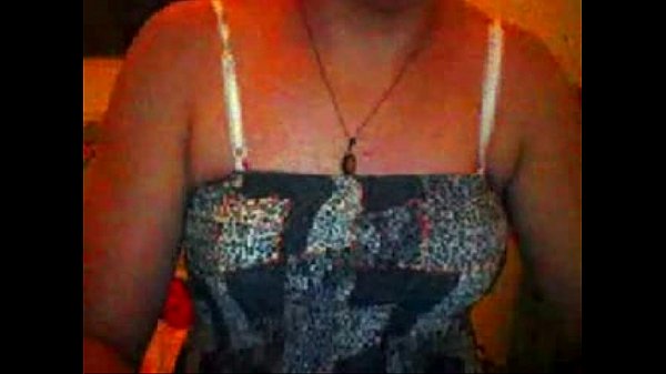 Novinho Punhetero crossdresses and masturbates alone
