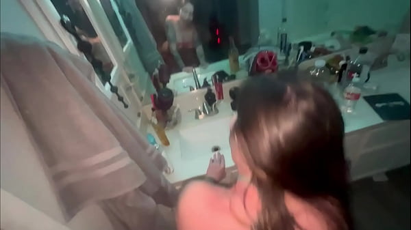 Scotty P's girlfriend friend tries BBC at work while he watches POV