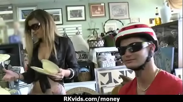Teen pays for sex with Medapascal