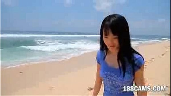 Mizuki Hoshina non nude beach cam show