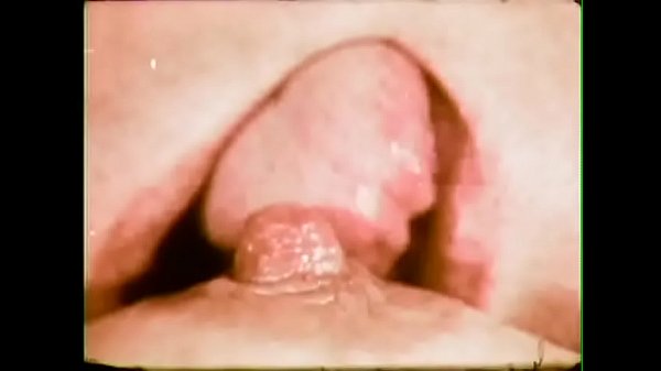 Vintageusax gives sexy blowjob and handjob