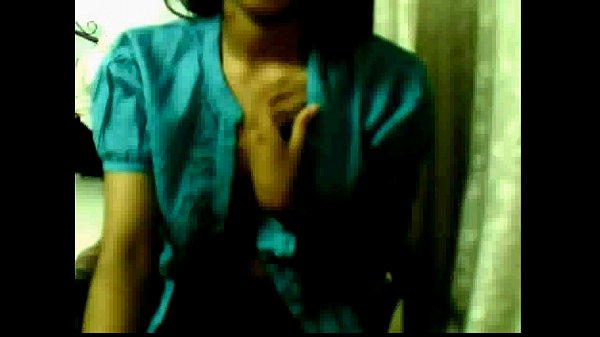 Rosmela Tabassom and Simi amateur threesome