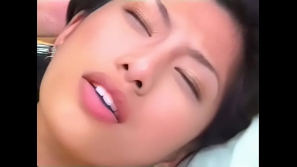 Cute Korean Chick threesome with cumshot facial