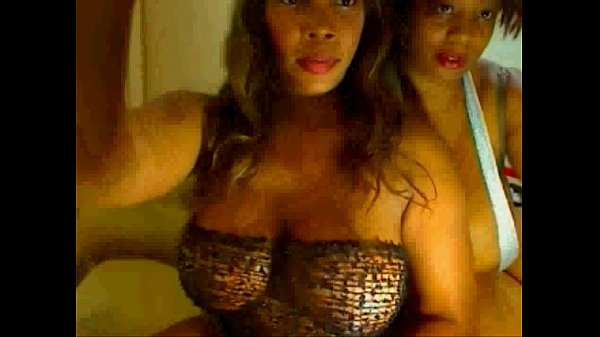 Amateur couple caught on cam by EroProfile while watching Junker05