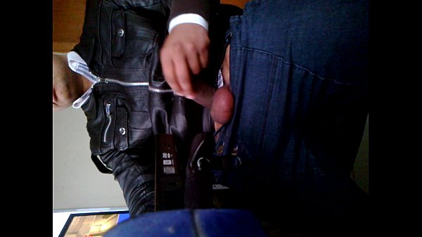 Tadeu-O gives himself a handjob at the office