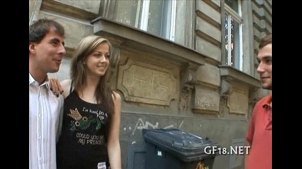 Teen girlfriend Getodimu spreads legs for group fuck
