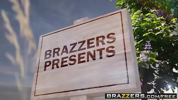 Romi Rain and Alexis Fawx cheat with Keiran Lee in the park