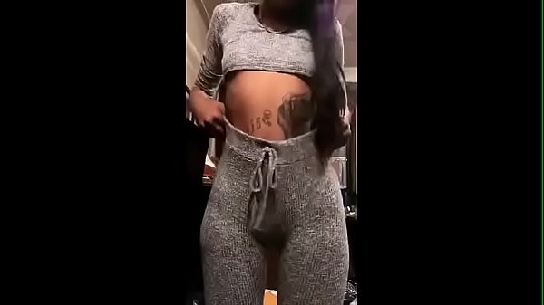Black bbw babe twerks her big ass on Khokolatedrop