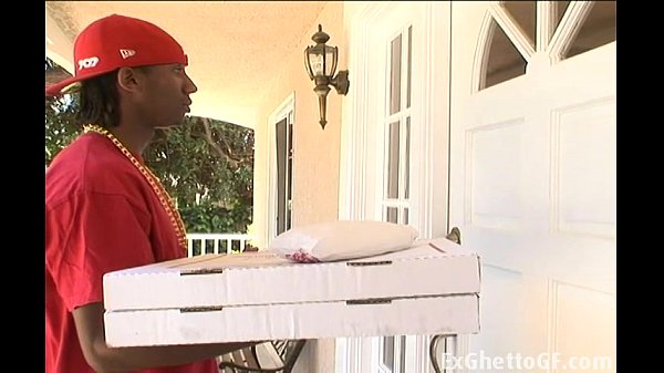 Sinnamon Love gets fucked by pizza delivery guy