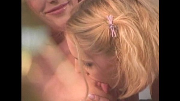 Julia Reaves and Susan Highclass Pussy Licking in Rushhour on The Assway