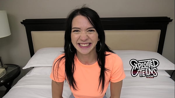Teen brunette gives deepthroat bj on casting couch