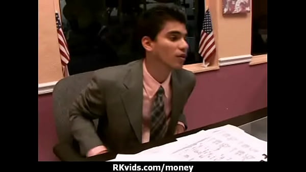 Teen girl paid for sex with Medapascal