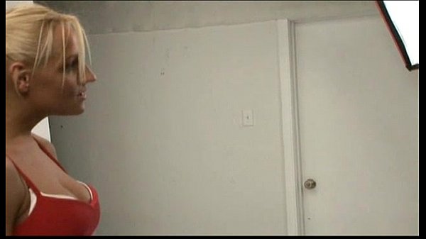 Dallas Knight Cute Amateur Squirting Sex Video With Athletic Doggy Style
