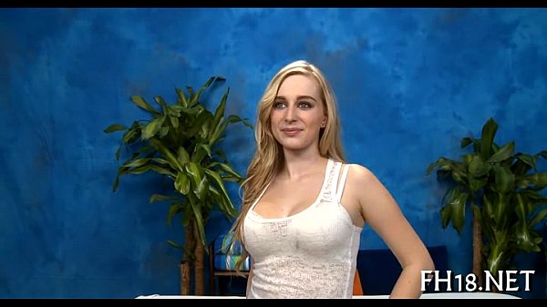 Teen babe Degodicade gets oiled and fucked during massage