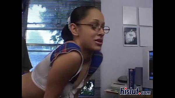 Latina teen brunette gets facial in threesome