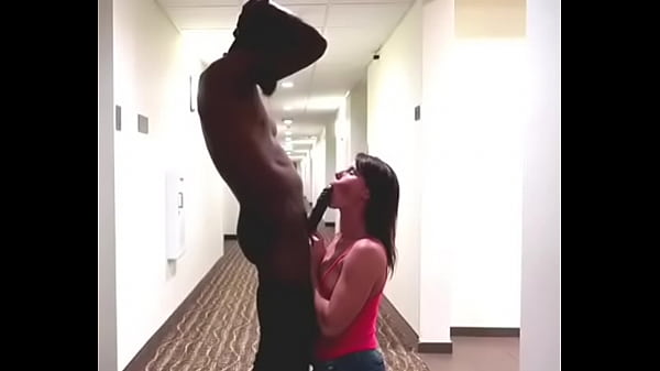 Riley Jacobs hotwife cuckold bbc creampie
