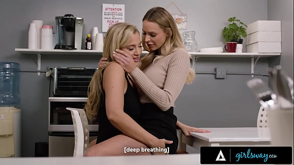 Emma Hix and Blake Blossom Office Affair with Passionate Pussy Rubbing and Rough Fingering