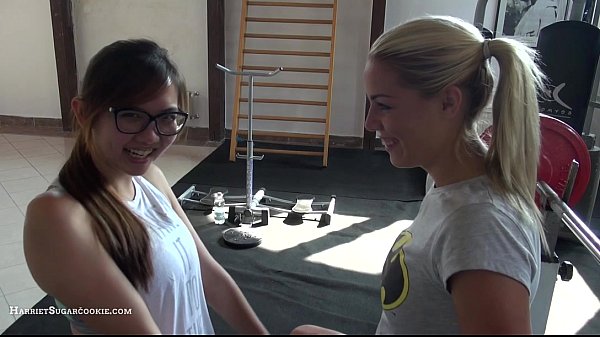 Blonde 18yo gf gives POV blowjob and gets facial