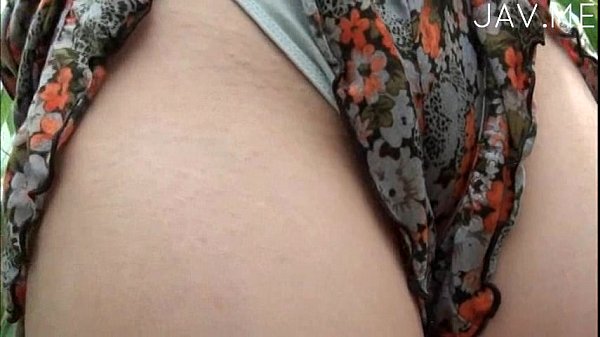 Asian teen gives blowjob and swallows cumshot