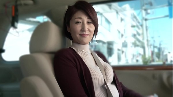 Japanese milf Takahashi Misono cheats with creampie