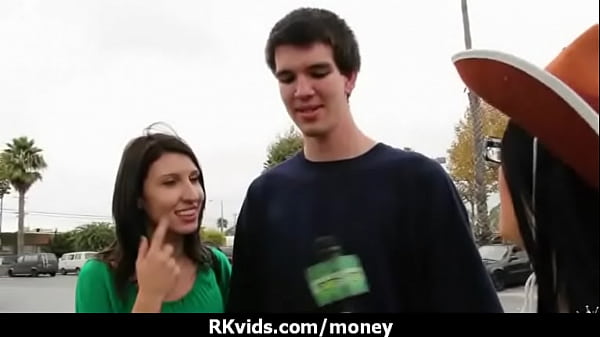 Teen girl paid for sex with Medapascal