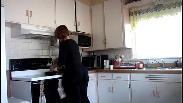 My M4A1 big ass kitchen solo masturbation eating
