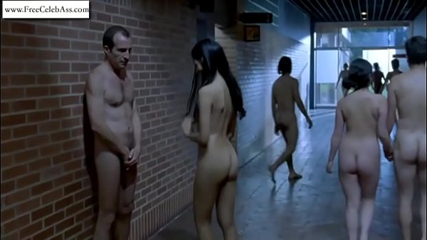 Martina Garcia nude with group in Perder es cuestion de metodo