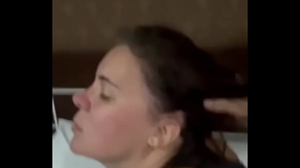 Brazilian mature woman fucked doggystyle by neighbor