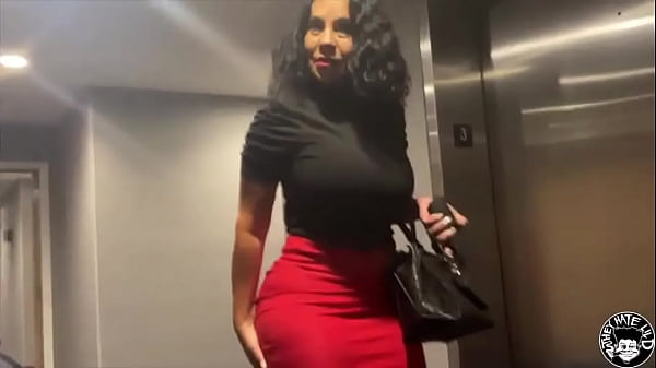 Lil D fucks his curvy professor Queen Rogue