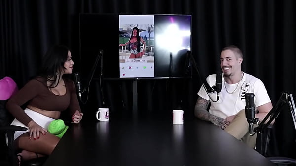 It's normal for an actor to give blowjobs, but he doesn't need to have a huge dick, he doesn't like menage, and reverse gang bangs... - German (SHEER/RED)