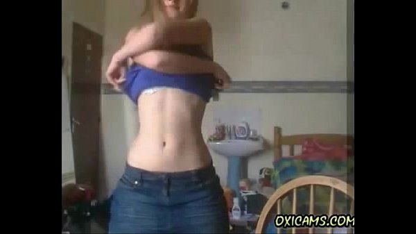Busty teen live webcam sex chat with Baldybg