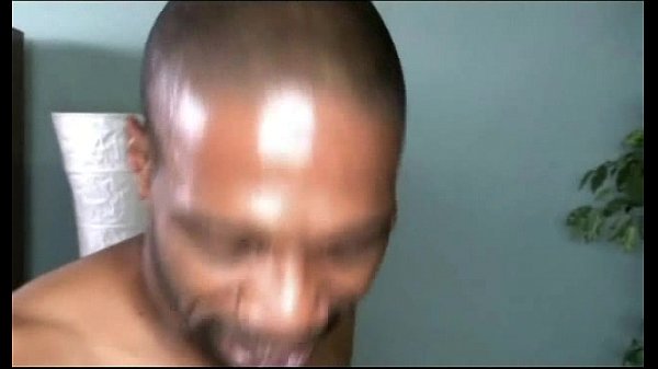 Teenders Cuck Reynolds Thug Reverseriding Fucktoy rides necklace while being played with by Teenders and gets juggs from Sabrosa.