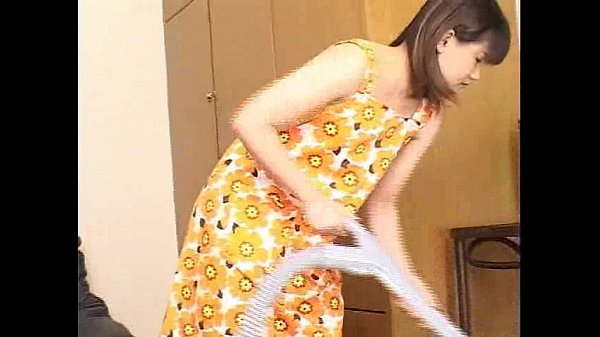 Asian girl fingers hairy pussy in stockings