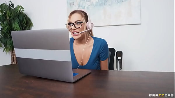 Blake Blossom and Rocket Powers Office Blowjob Scene