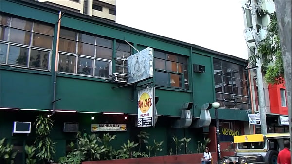 Buckwildtours explores Manila Bay Cafe redlight scene