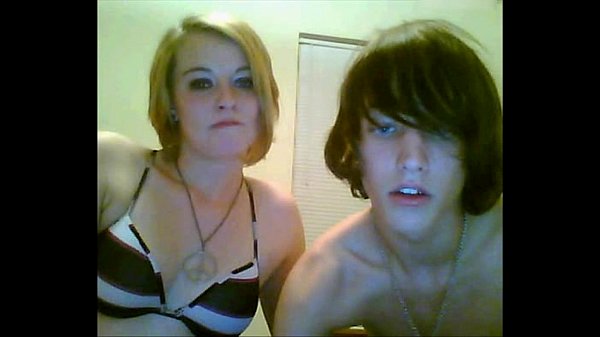 Cute emo teen boyfriend gets blowjob from his hot girlfriend
