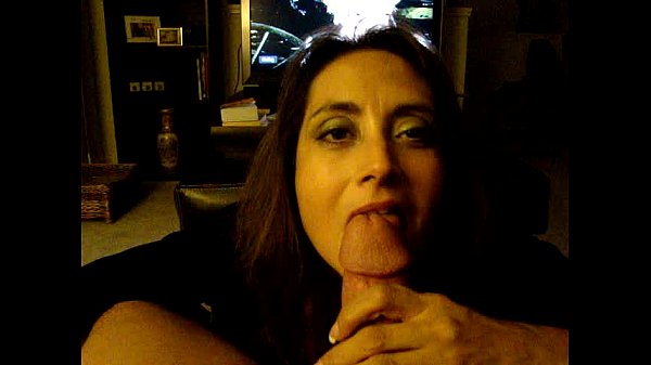Latin milf gives sloppy blowjob