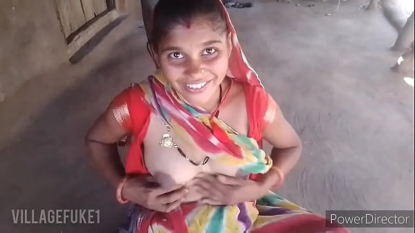 Desi Amateur Village Girl Radha Bhabhi's Sex Scene with HotyNitu