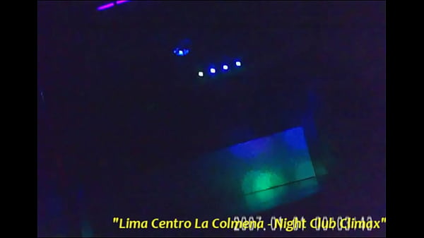 Peruanas bailarinas having climax at Lima nightclub