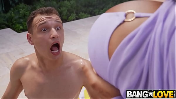 Tiamaria and Johnny Love's Step Mom Fucked Me Hard in POV Blowjob