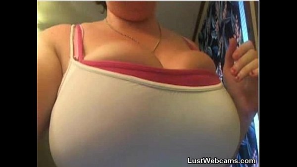 Argenza big tit cam girl plays with huge breasts
